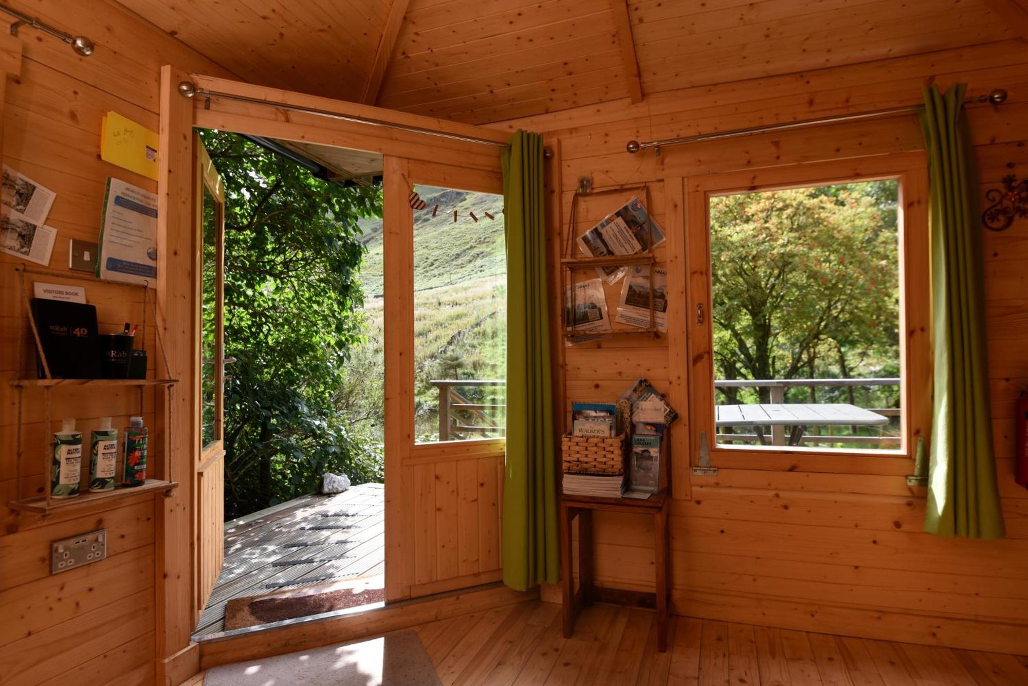 Hotel Helvellyn - The Hut - Twin Or Double Glenridding Exterior foto